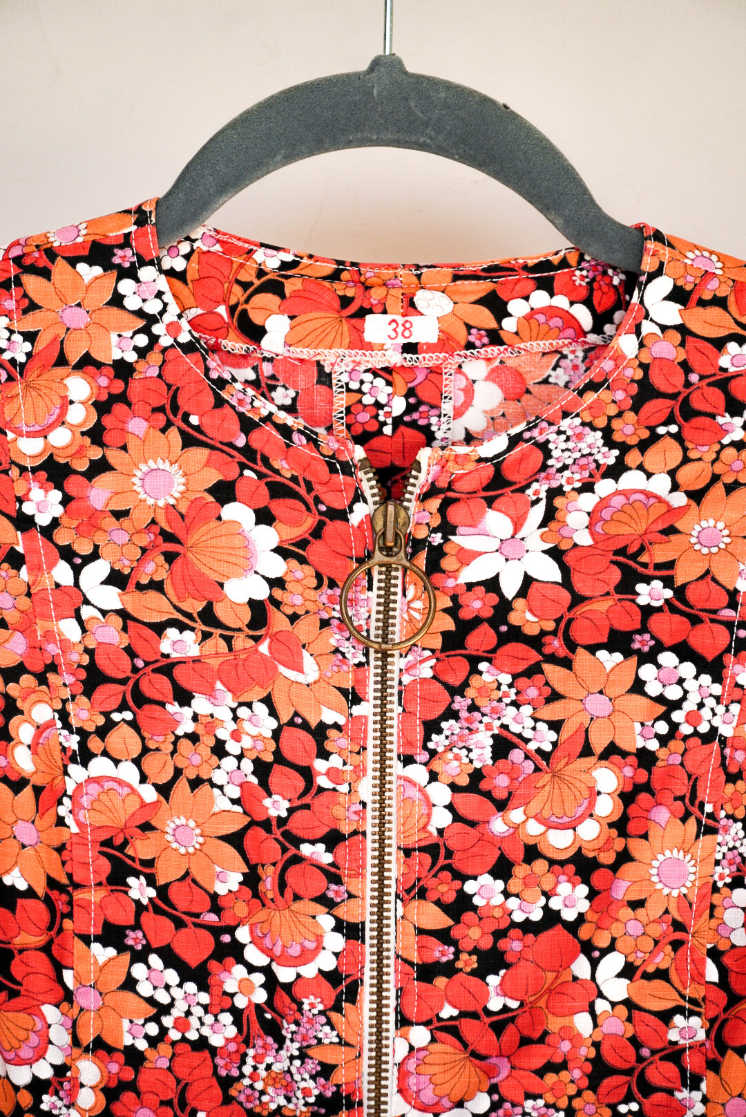 Robe à fleurs seventies