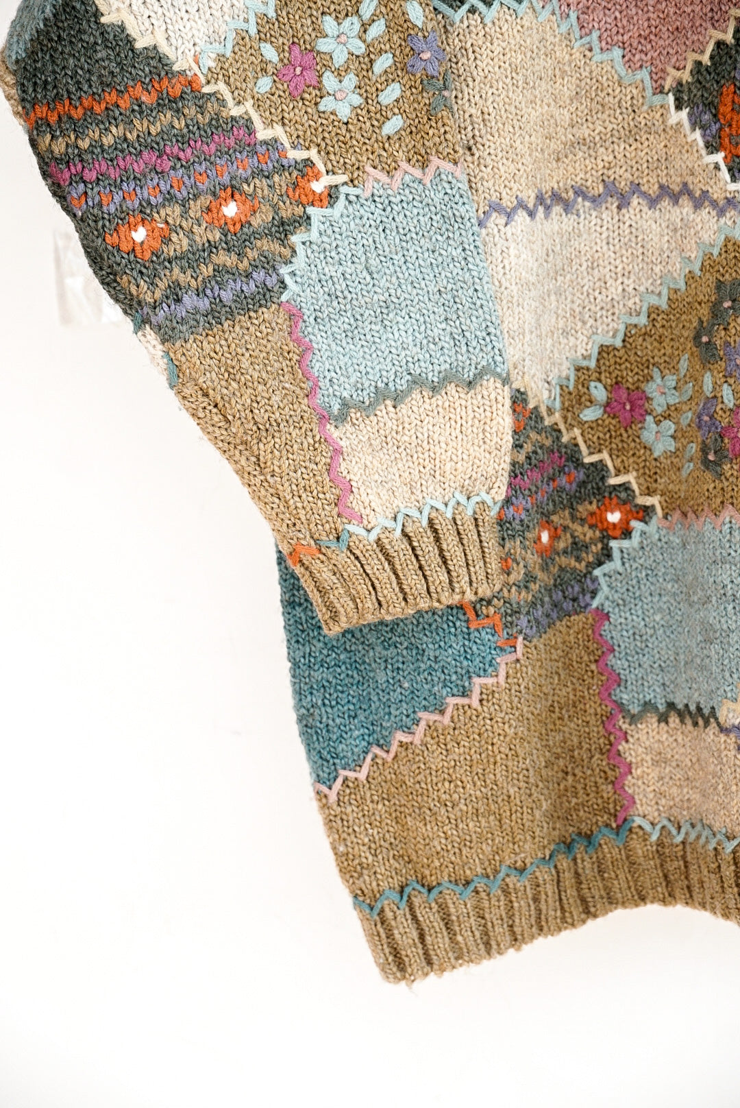 Pull patchwork brodé