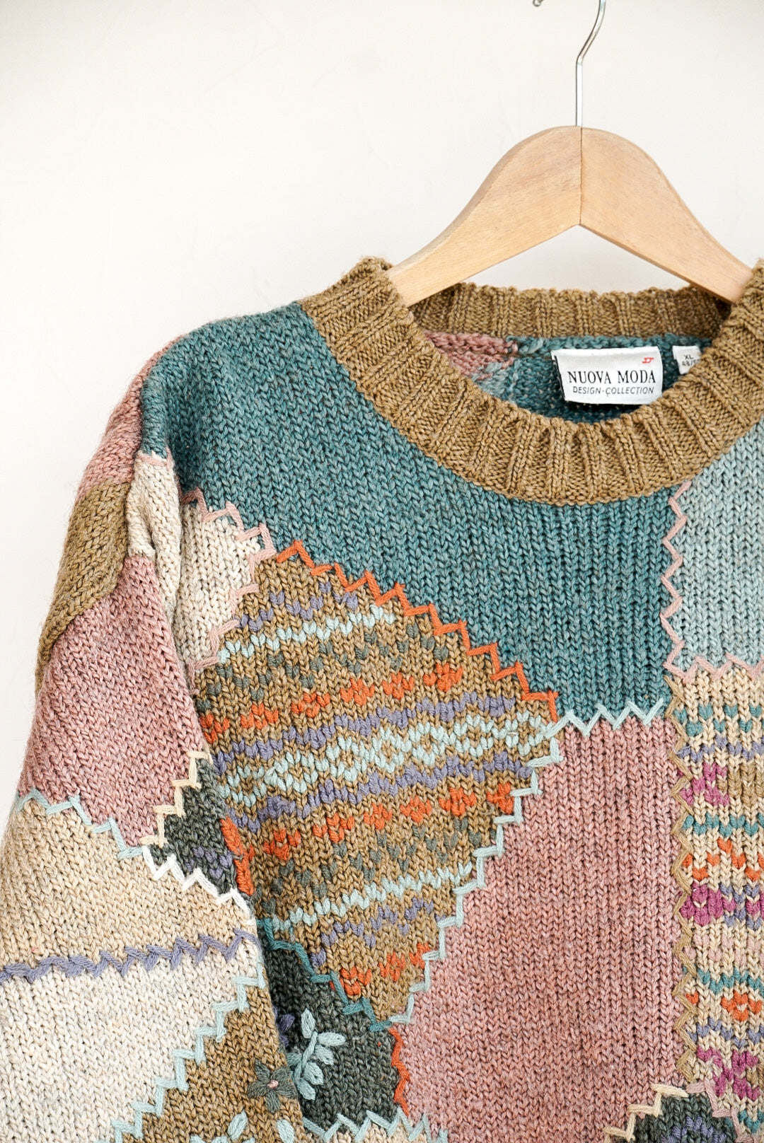 Pull patchwork brodé