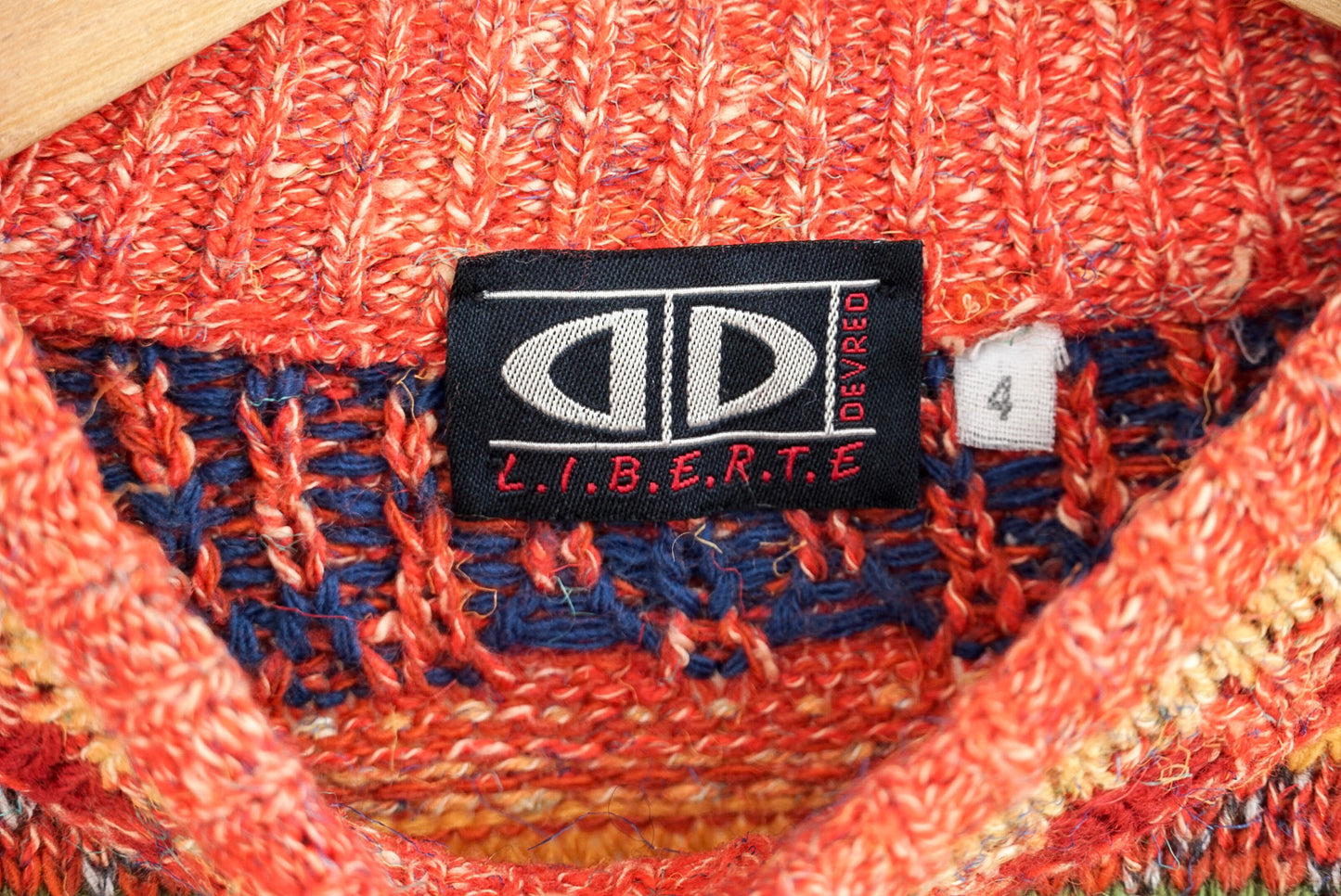 Pull coloré de ski