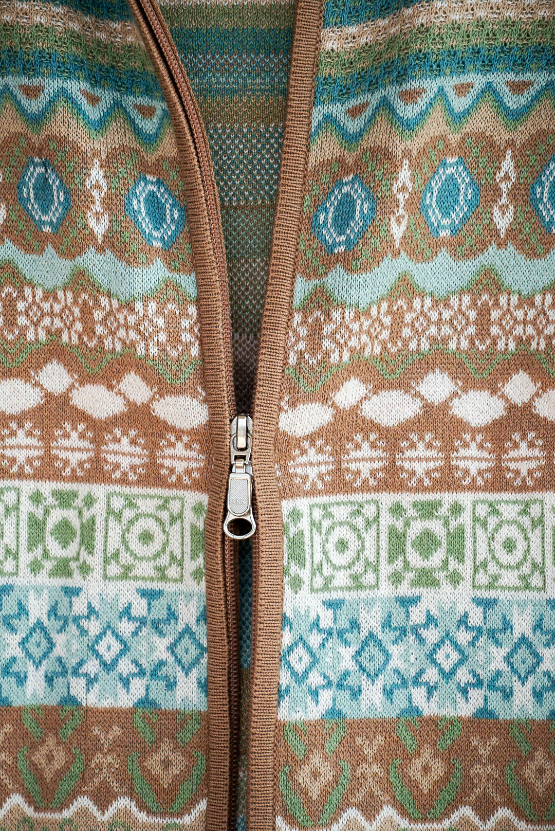 Gilet zippé à motif 90's