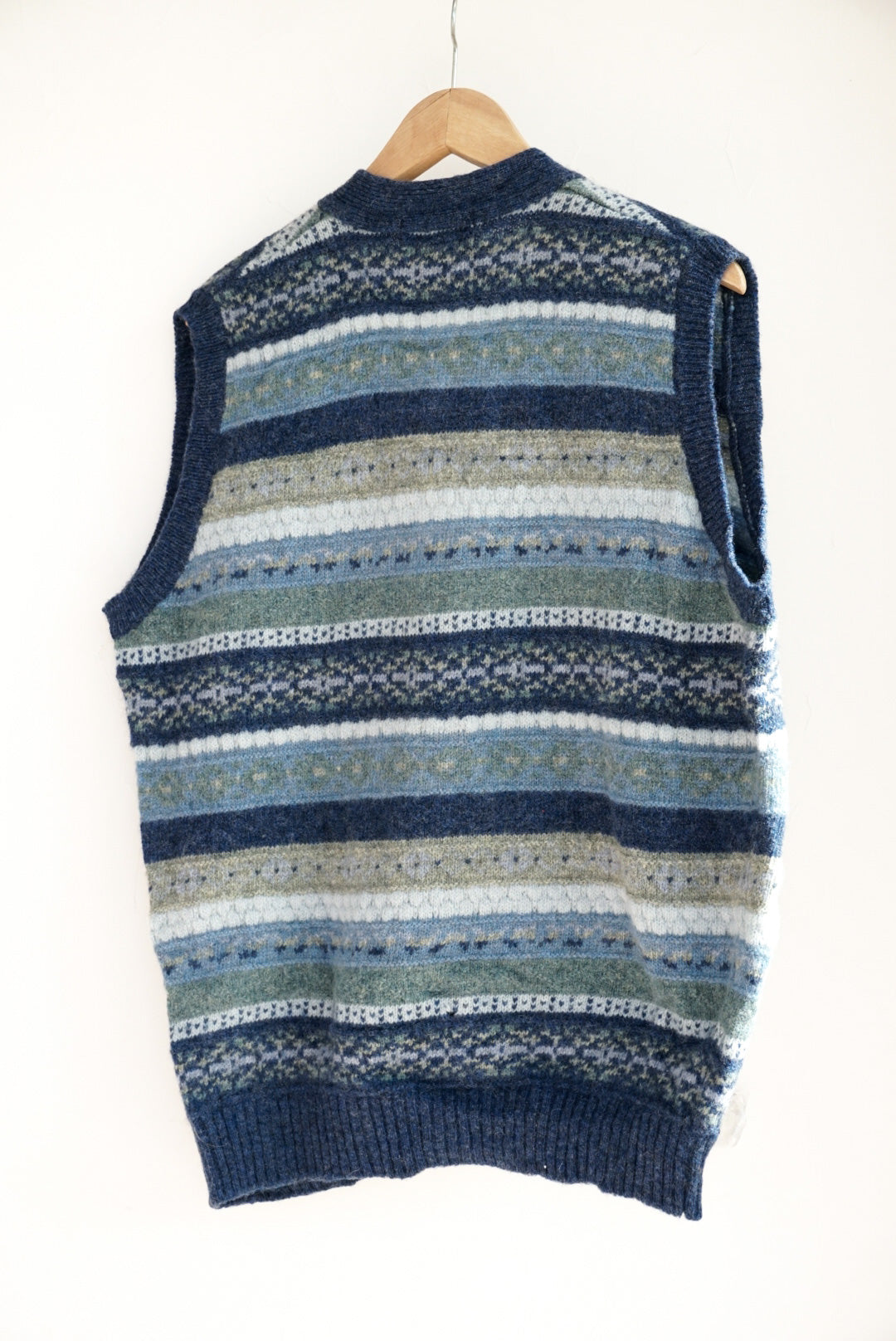 Gilet écossais sans manches bleu à rayure