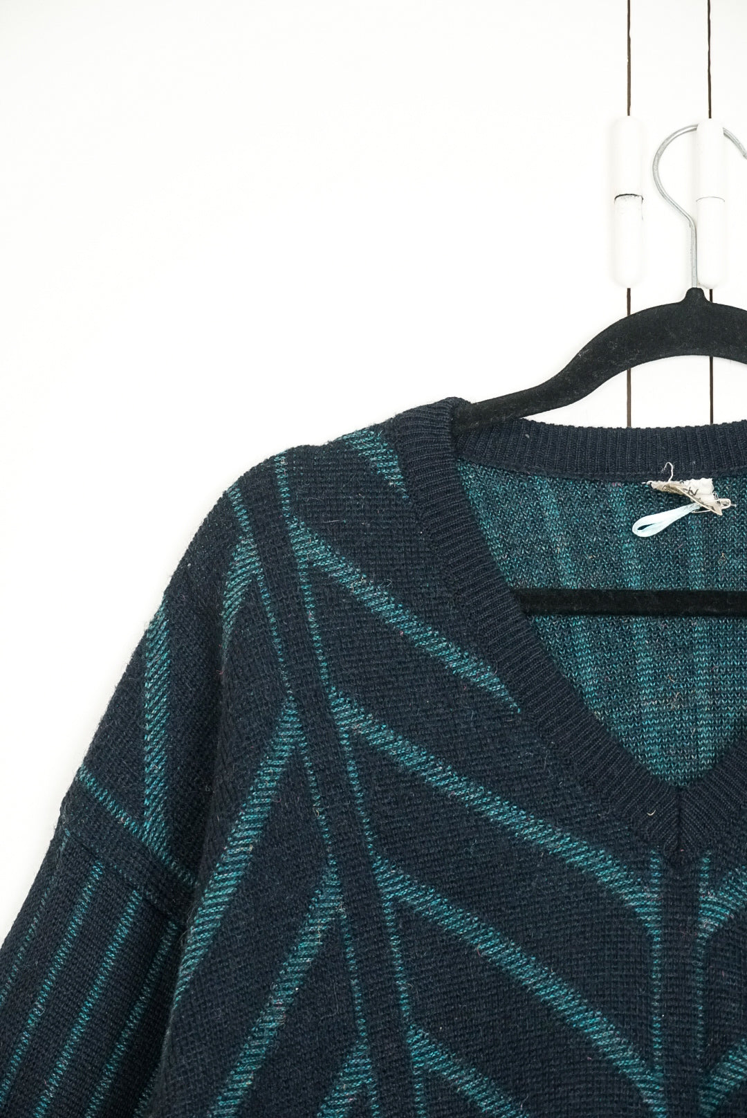 Pull bleue marine geomtrique