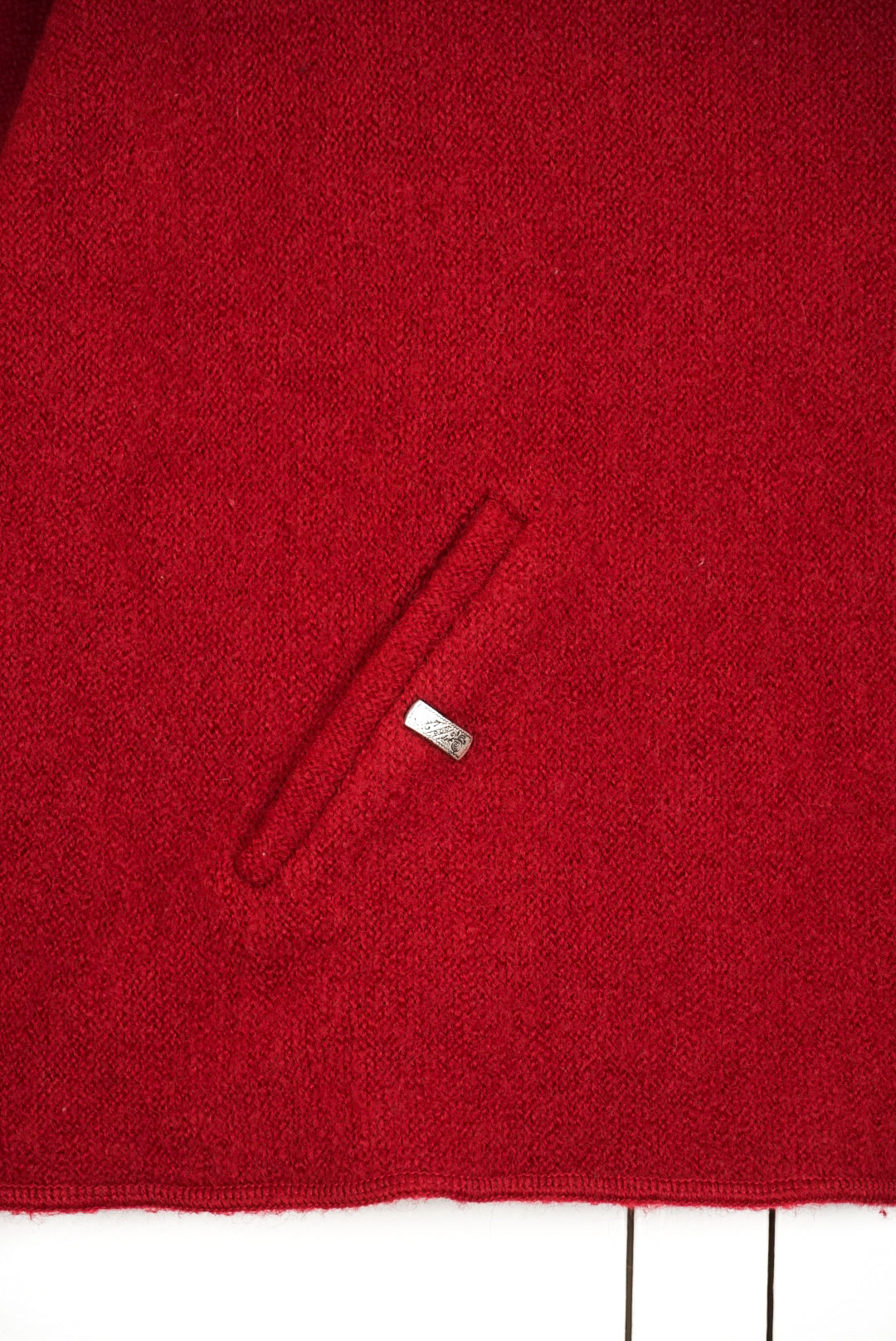 Pull rouge col roulé