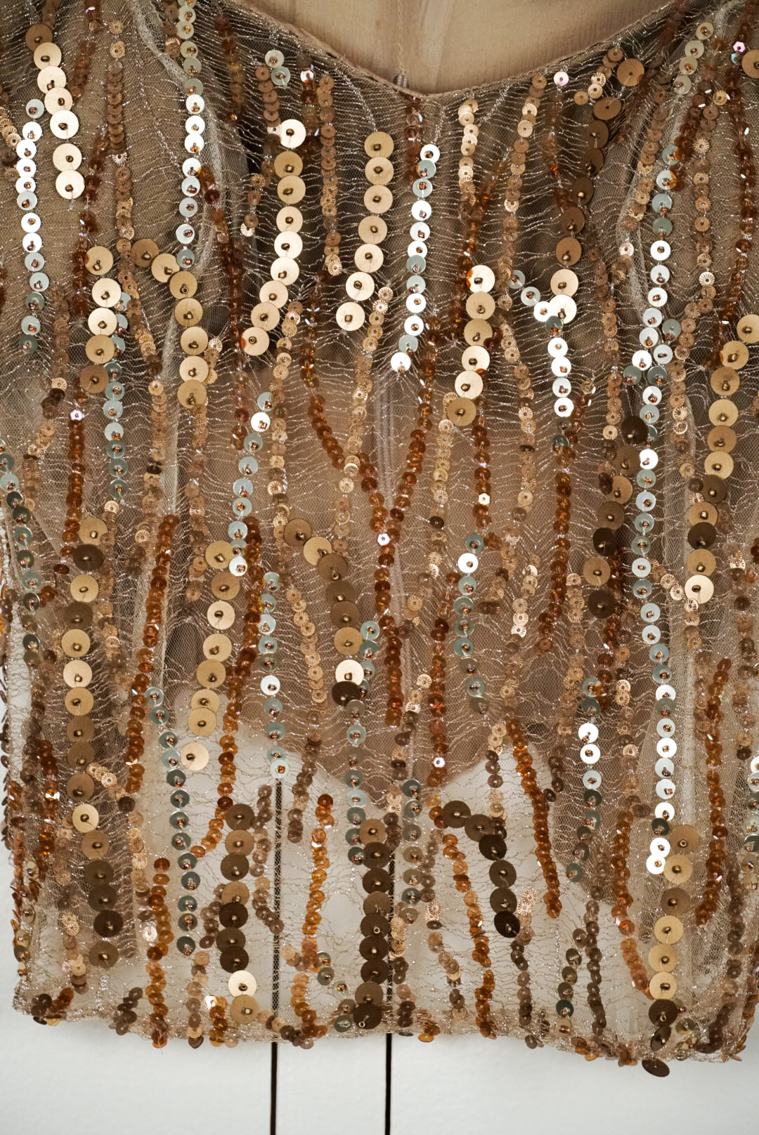 Top brodé sequins