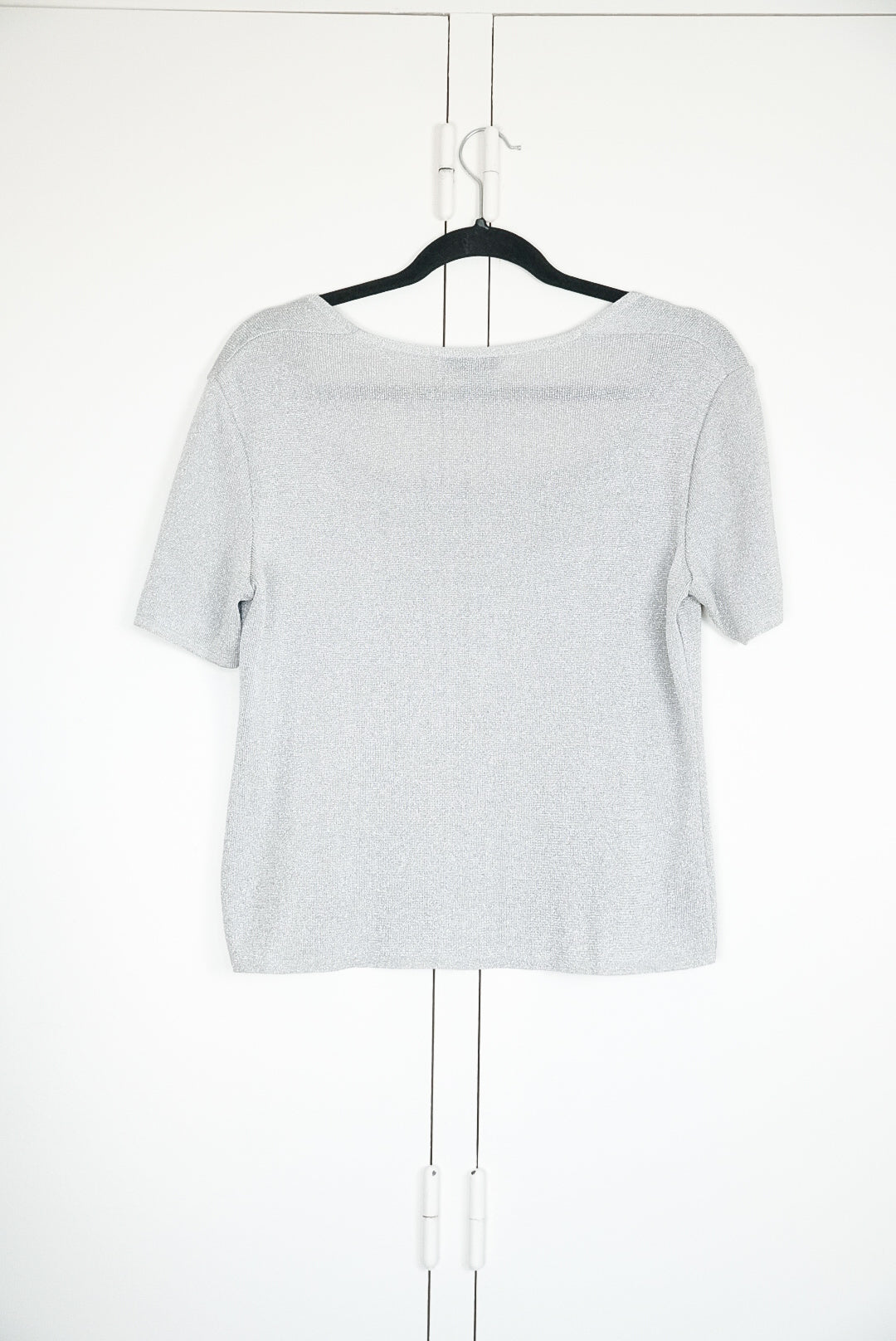 Top gris à paillette