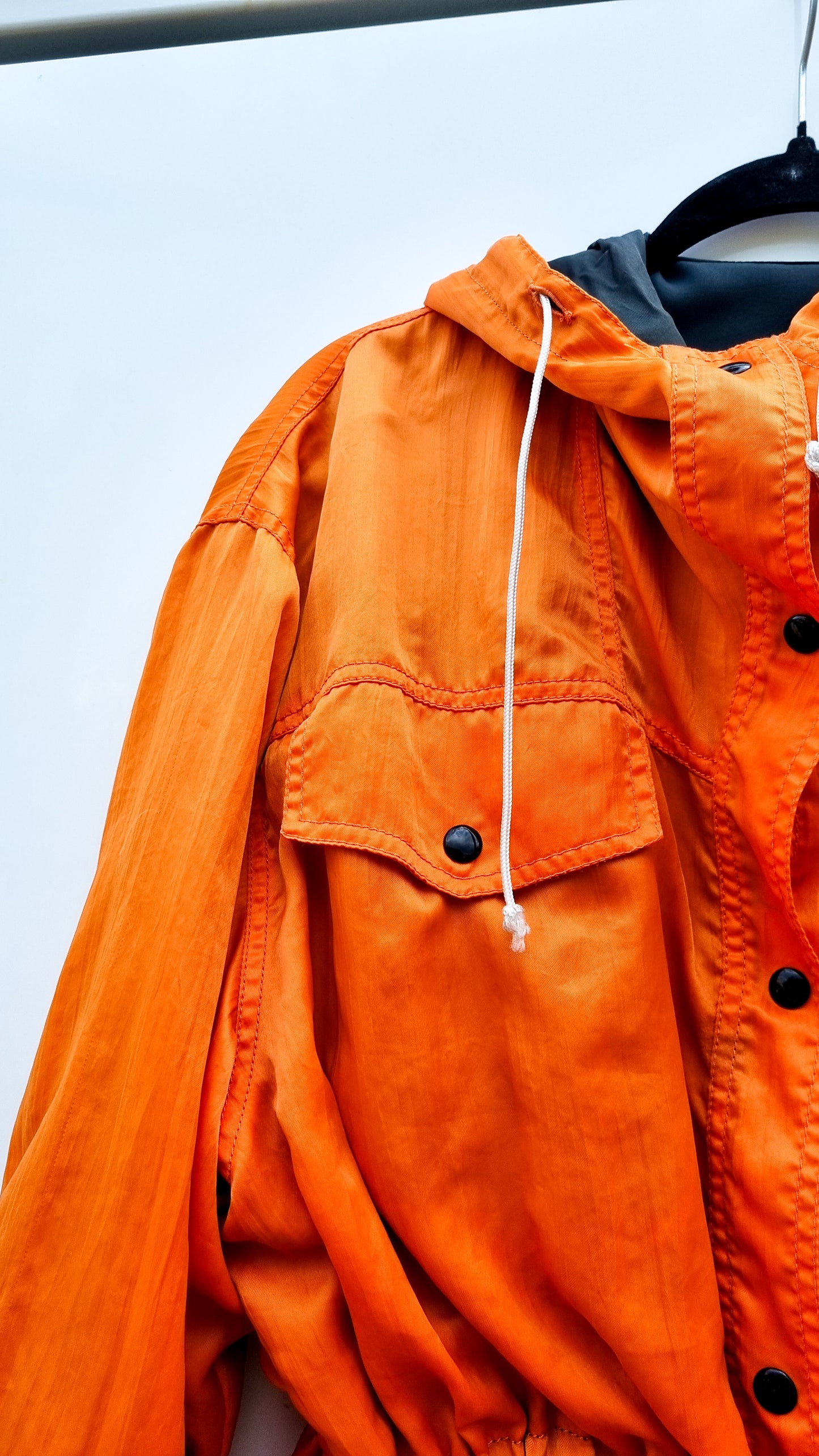 Veste orange satiné