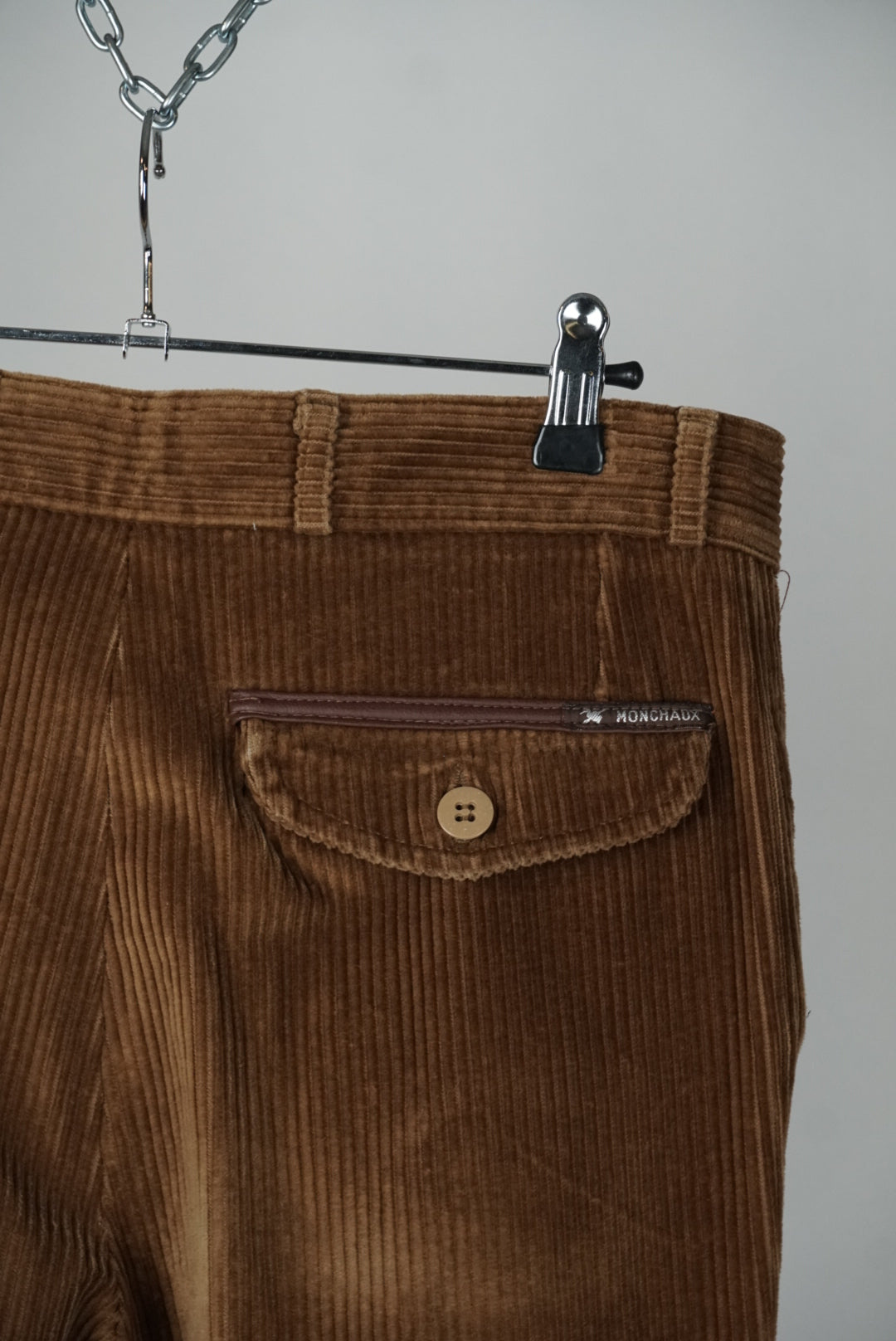 Pantalon velours côtelé marron