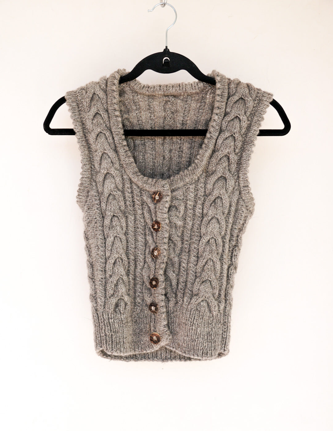 Gilet gris en maille fait main